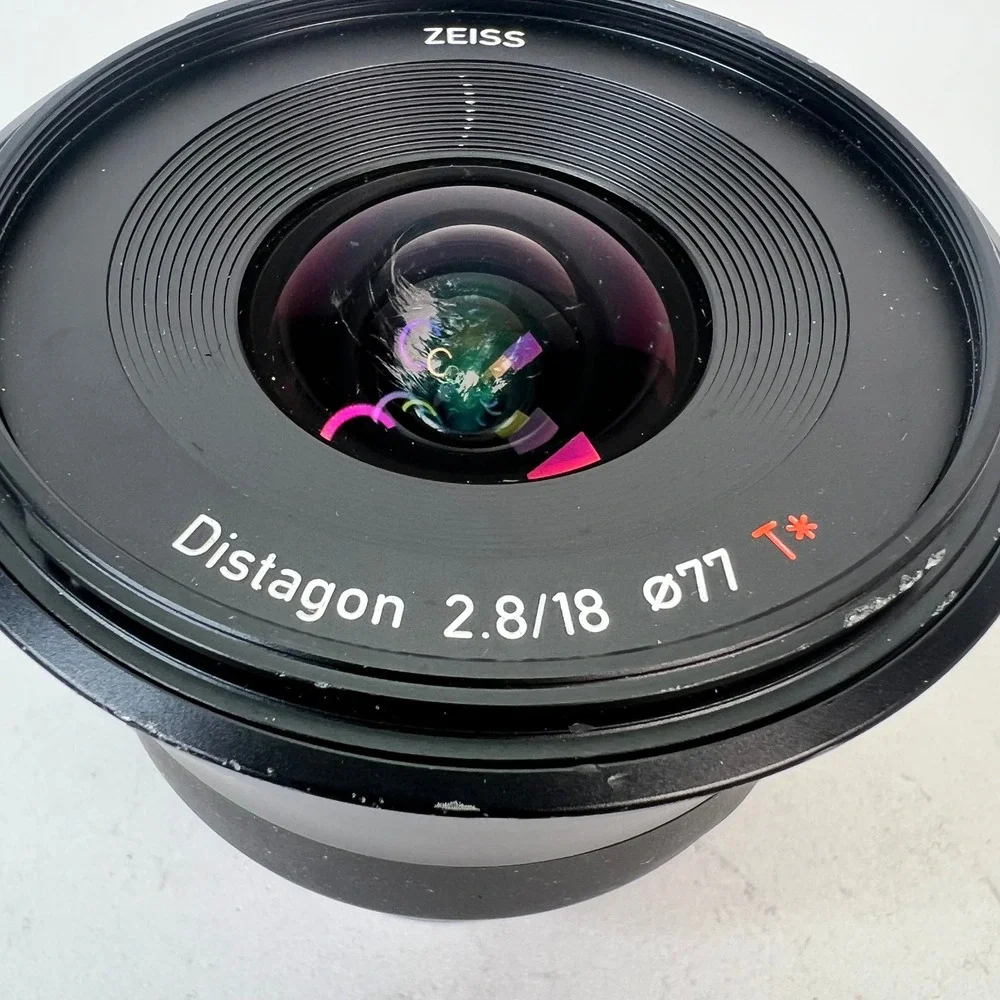 Zeiss Distagon 2.8/18 T* E mount Camera Lens 077mm‎